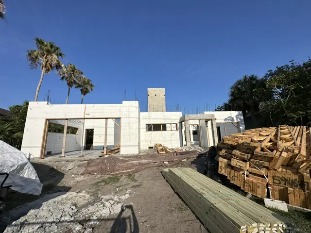 Gulf Boulevard project in Belleair Beach, FL — Three stories of ICF walls, large-span ICF beams and columns, elevated ICF slabs and a custom concrete skywalk.