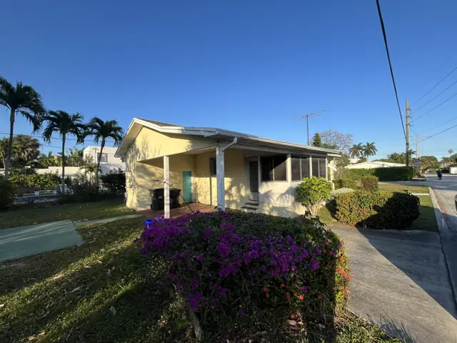 Construction progress at N Palmway — Lake Worth Beach, FL